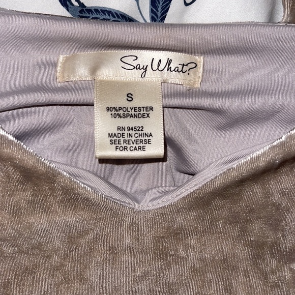 Women’s velvet off the shoulder top - Picture 4 of 6